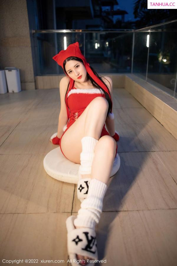 陈诗诗 诗诗 [XiuRen]高清写真图 2022.02.10 No.4565 诗诗kiki第17张图片